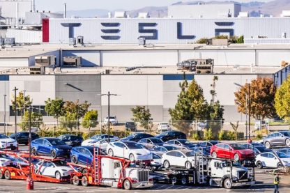 D’une production à faible volume à une production de masse : les défis de Tesla